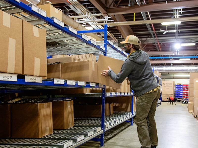 Warehouse-MEDLOG-Storage-With-Carton-Flow-Racks