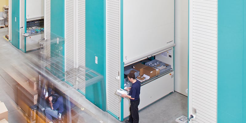 Lean-Lifts-in-Warehouse-Small-Warehouse-Storage-Ideas