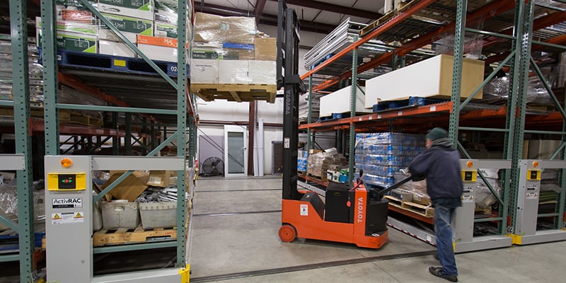 Loading-a-Pallet-on-ActivRAC-Warehouse-Racking-Layouts