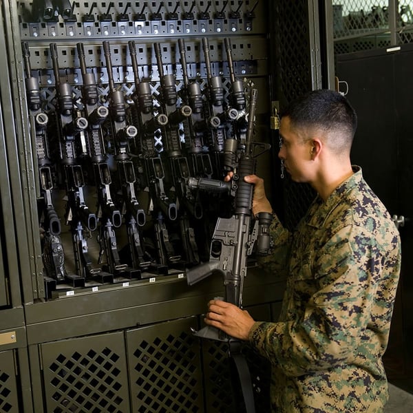 Military-Weapons-Stored-in-Universal-Weapons-Rack