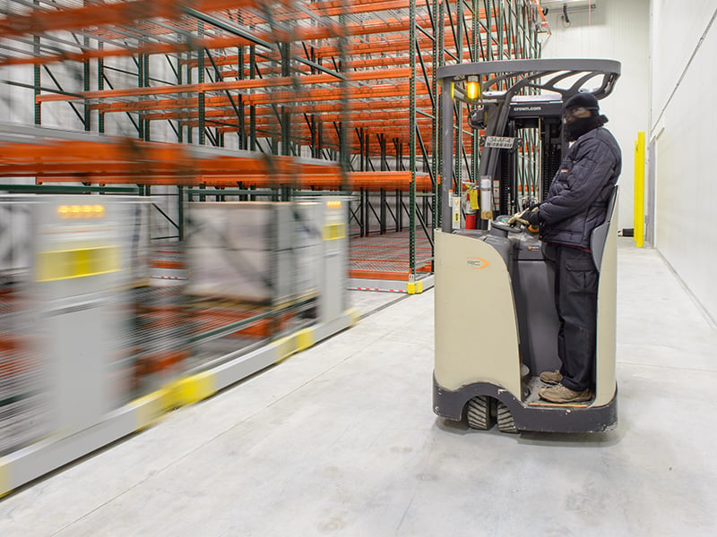 Mobile-Racking-in-Cooler-Warehouse