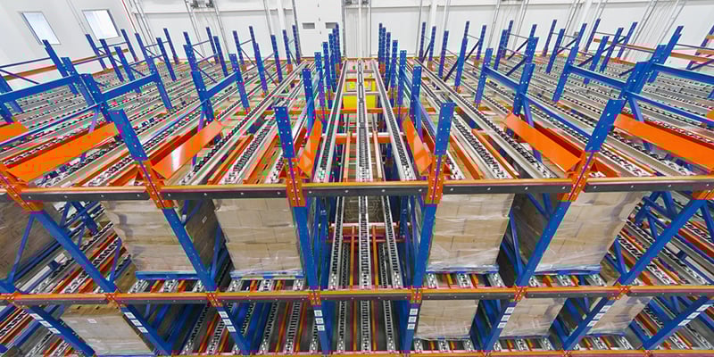 Pallet-Flow-Racking-Small-Warehouse-Storage-Ideas