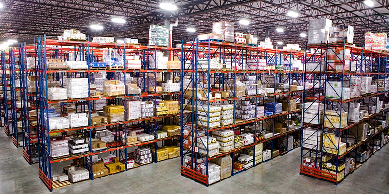 Pallet-Rack-in-High-Bay-Warehouse