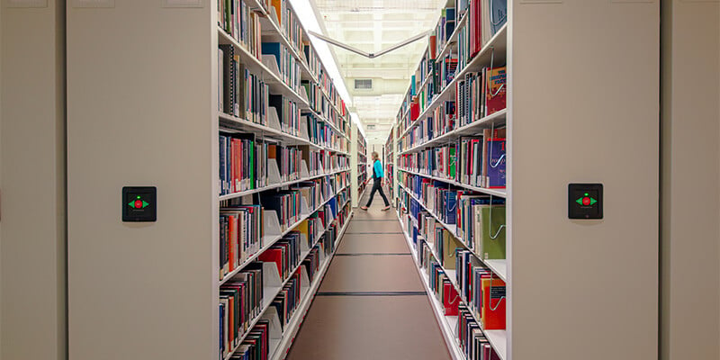 Powered-Mobile-Shelving-Systems-in-Library